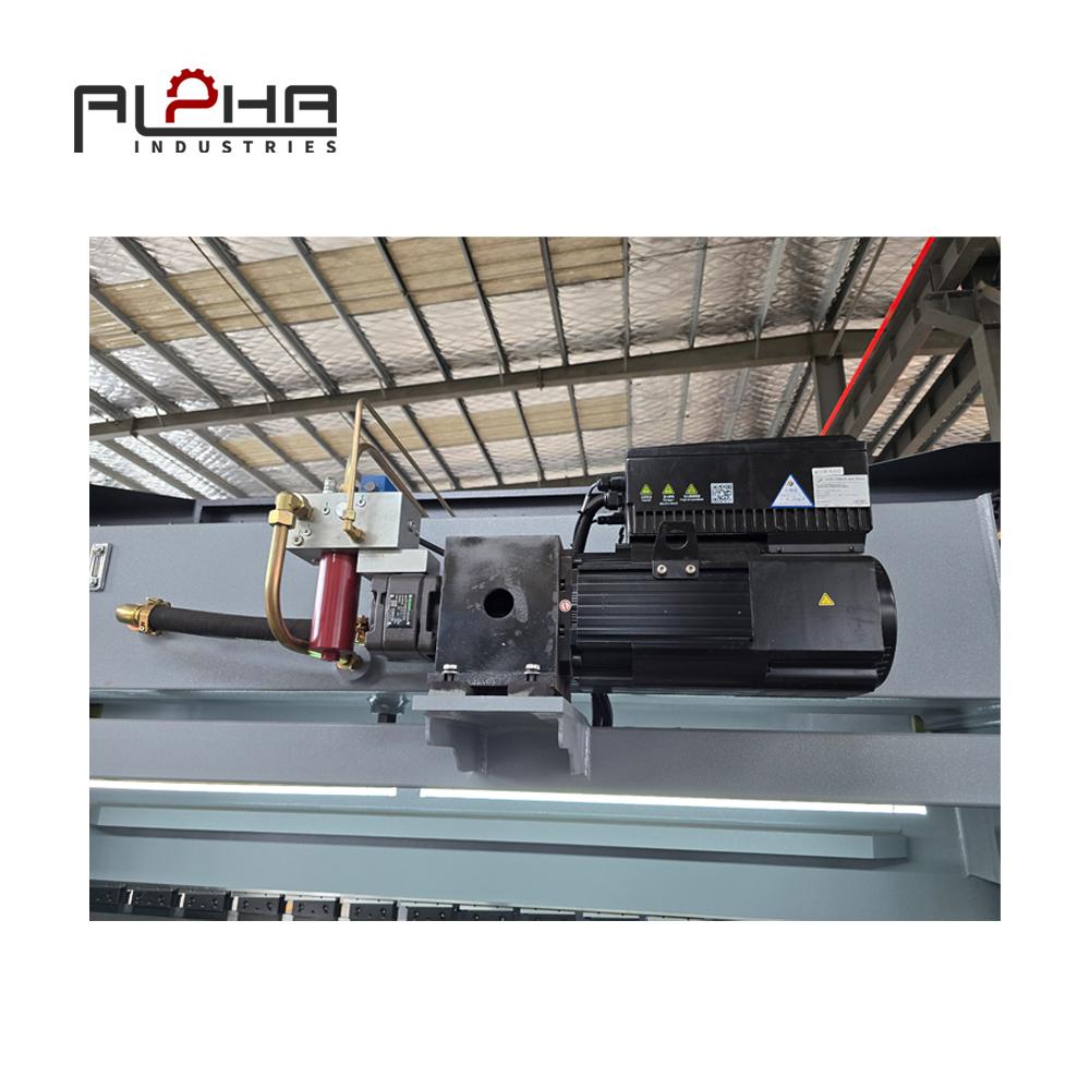 ¿Por qué son importantes las prensas plegadoras CNC duraderas para los talleres de fabricación australianos?